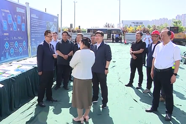 石家莊市委副書記、市長馬宇駿一行蒞臨康譽醫(yī)療介入類醫(yī)用高值耗材產(chǎn)業(yè)園項目調(diào)研指導(dǎo)工作